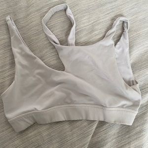 Alo yoga sports bra